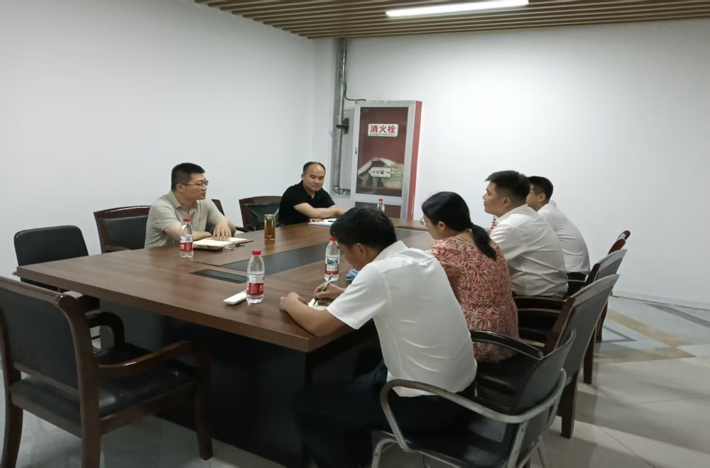 fc287357a9a387c5c8c92c0a89cee10e.jpg fc287357a9a387c5c8c92c0a89cee10e.jpg